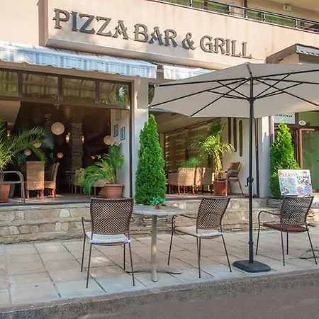 招待所 екстаси 3*